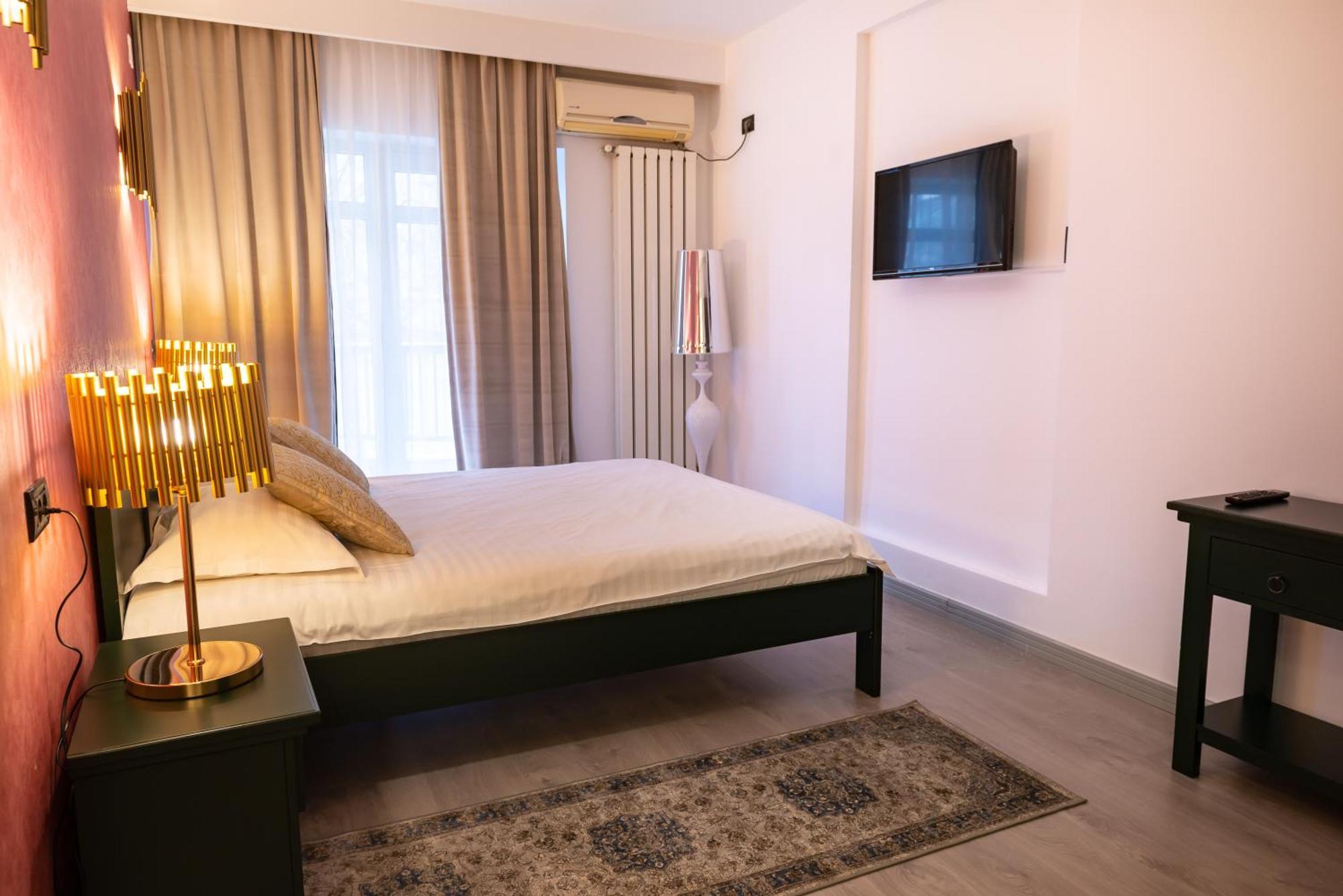 Phoenicia Suites Baneasa Bucarest Exterior foto